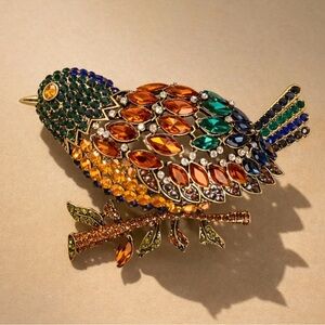 Large Crystal Bird Brooch – Multicolor Rhinestone Gold Tone Statement Pin